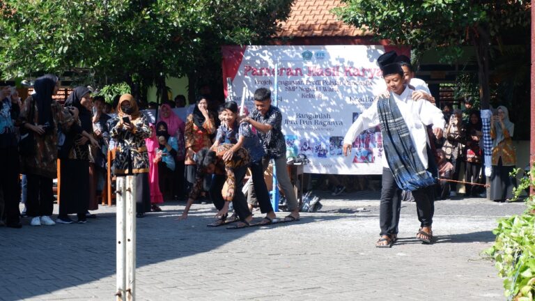 Kemeriahan Gelar Karya P5 di SMPN 1 Waru: Kreativitas dan Kearifan Lokal Bersatu