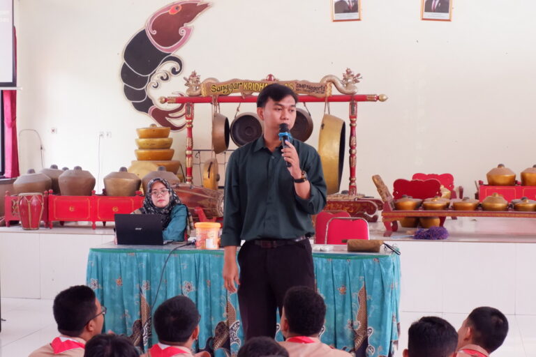 Sosialisasi SPMB SMAN/SMKN Jawa Timur untuk Siswa Kelas IX SMPN 1 Waru Sidoarjo