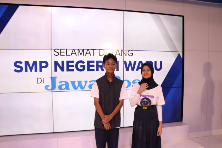 Kunjungan Siswa SMPN 1 Waru Sidoarjo ke Jawa Pos: Belajar Langsung dari Dunia Jurnalistik
